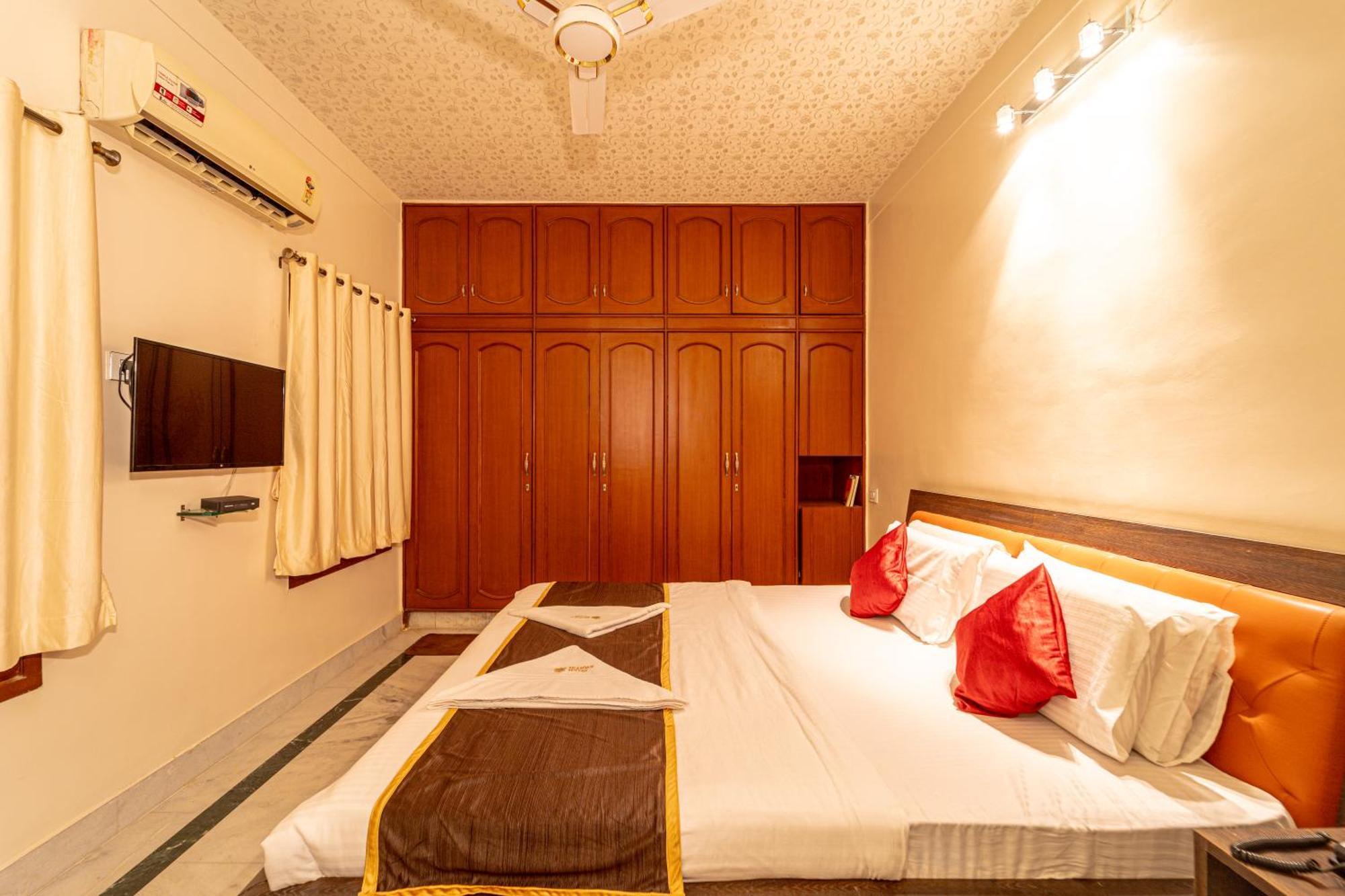 Seasons Suites - Hbr Bangalore Quarto foto