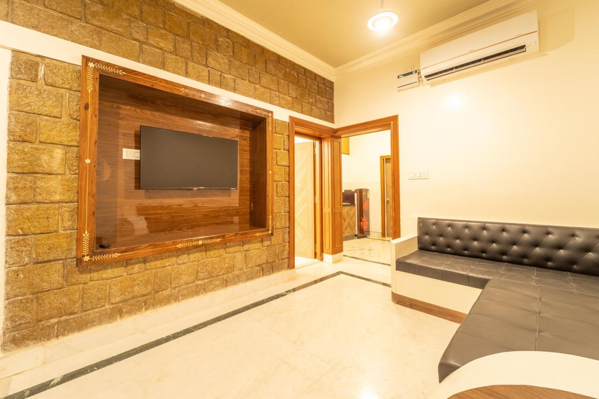 Seasons Suites - Hbr Bangalore Exterior foto