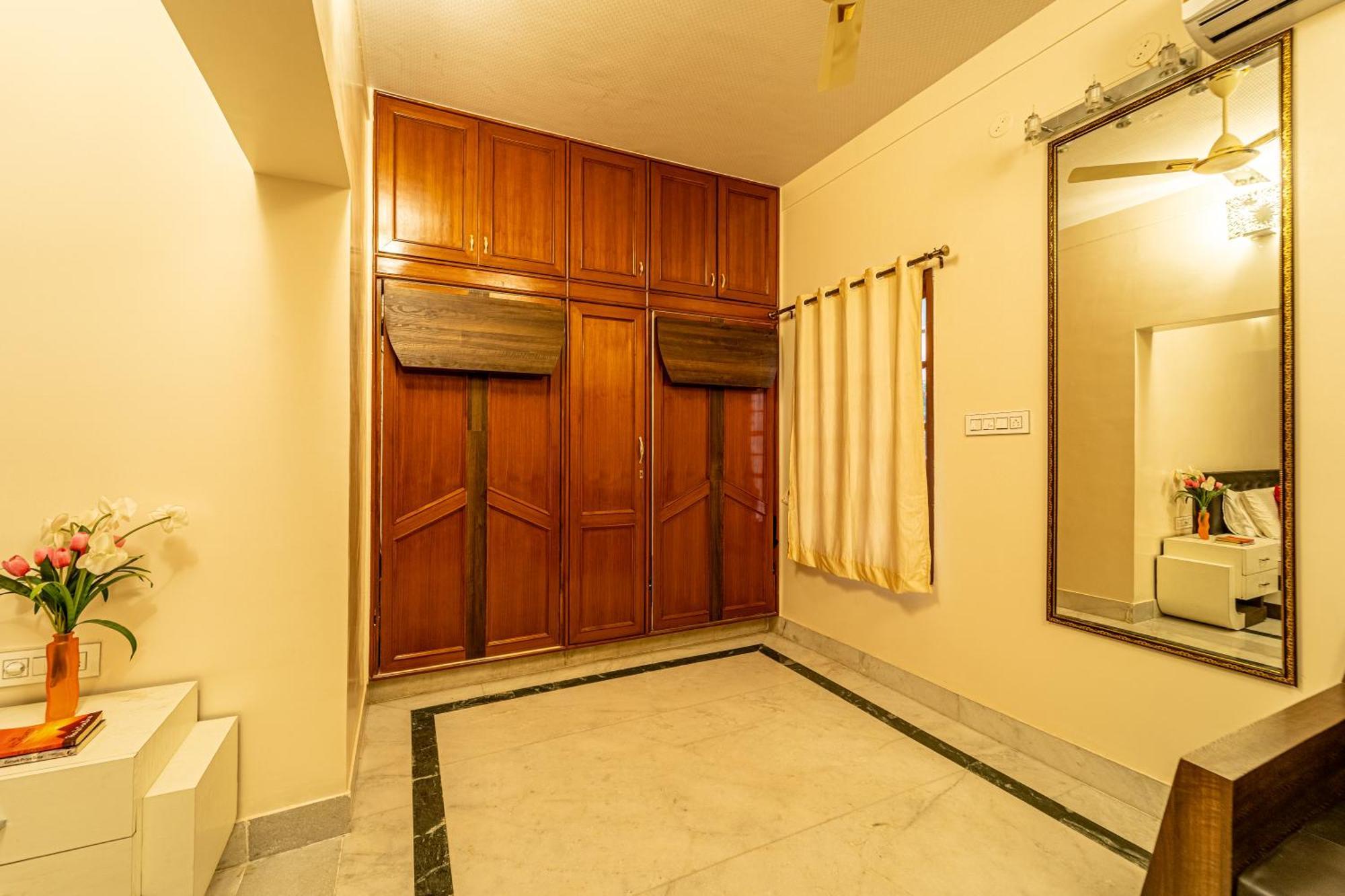 Seasons Suites - Hbr Bangalore Quarto foto